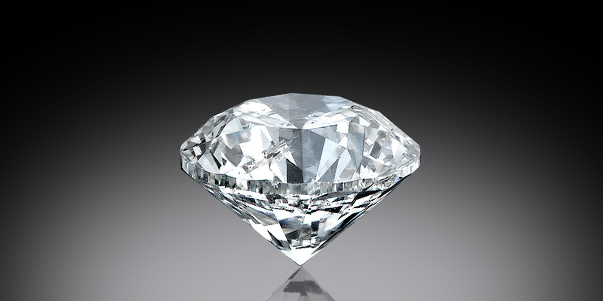 Loose round brilliant diamond for Icecool Diamonds guide to understanding a GIA diamond grading report.